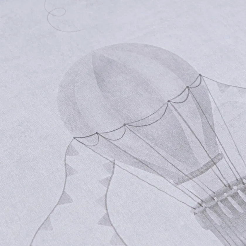 Lilly & Luis - Dreamlift