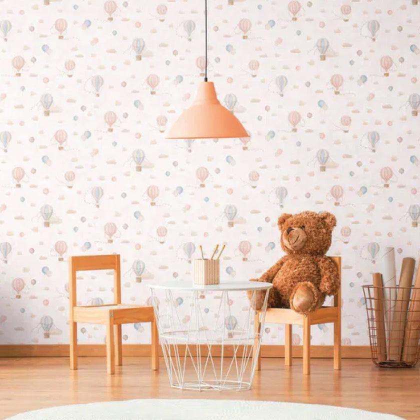 Lilly & Luis - Dreamlift